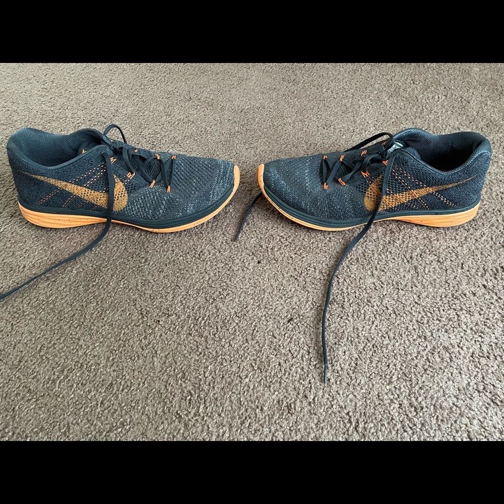 Mens -NIKE flyknit Lunar 3- grey/ volt orange